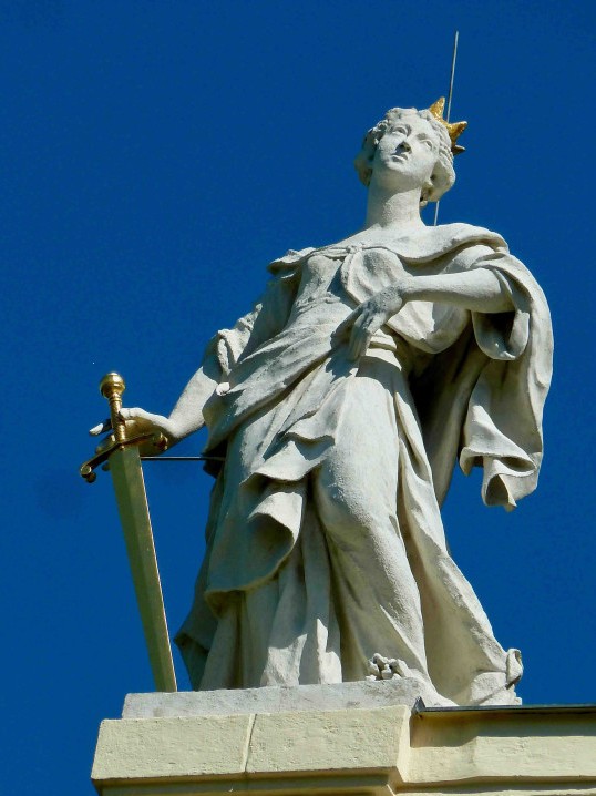 कानूनी सहायक